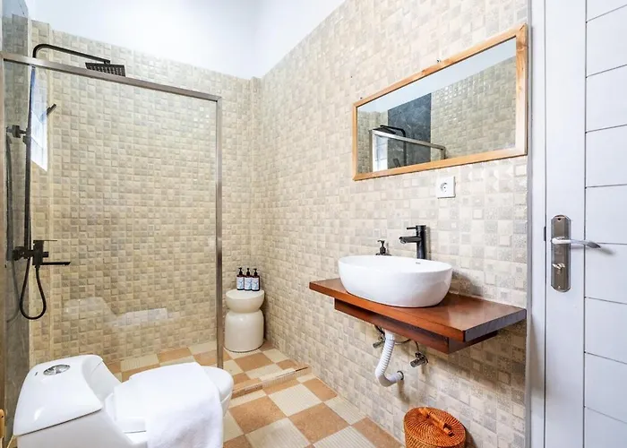 Rk3, 2 Beds 15 Min Walk To Double Six Villa Seminyak