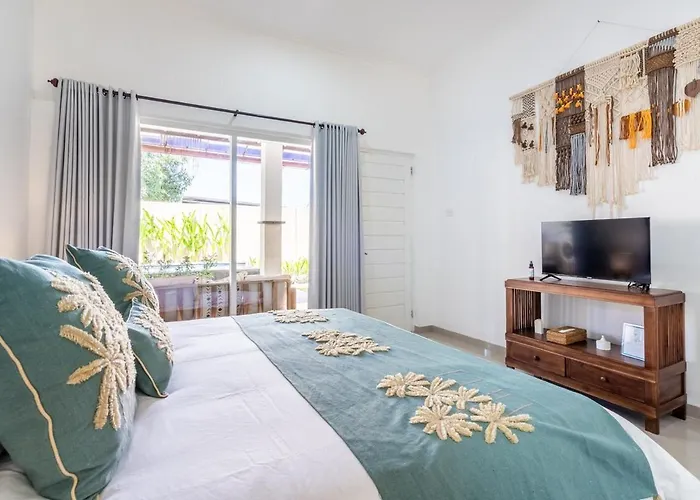 Rk3, 2 Beds 15 Min Walk To Double Six Villa Seminyak